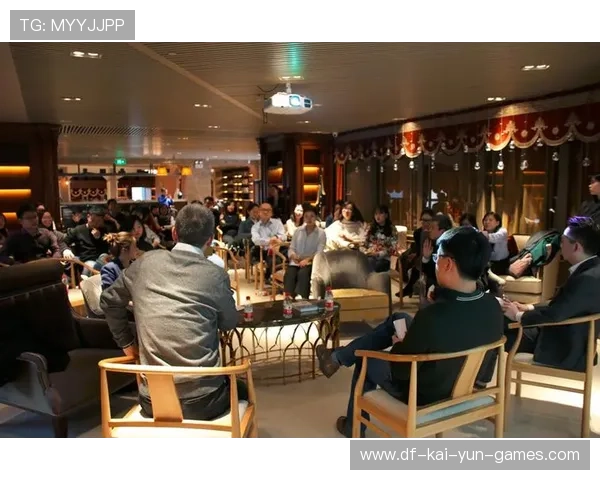 多平台内容输出扩大俱乐部受众与收入